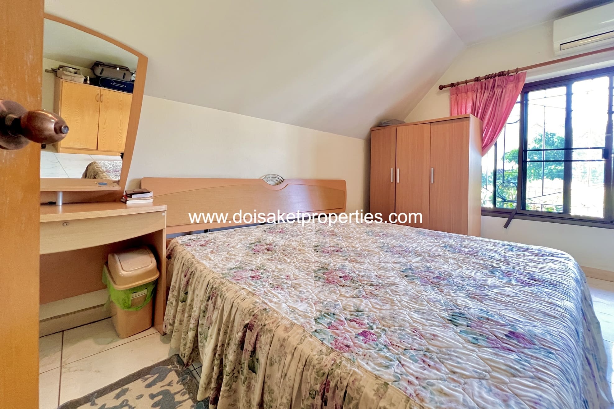 San Sai-DSP-(HS374-03) 3-Bedroom Family Home for Sale in Peaceful San Na Meng