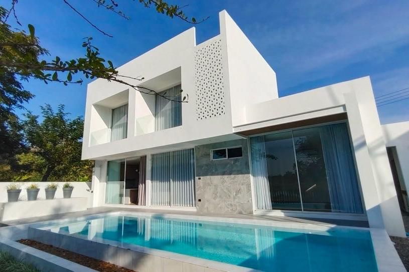 Doi Saket 3-Bedroom Luxury: Modern Pool Villa with Mountain Views-TNP-D1226