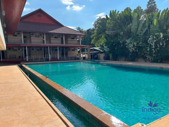 private swimming pool
