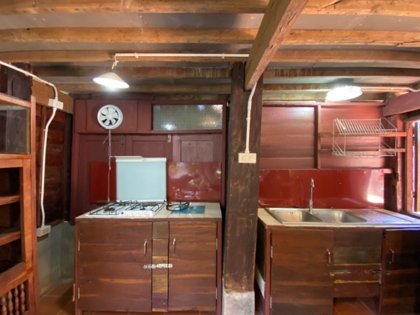 A wooden house in Nam Phrae for sale in Chiang Mai-P-PCCS1157
