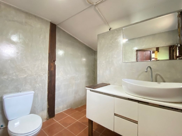 A wooden house in Nam Phrae for sale in Chiang Mai-P-PCCS1157