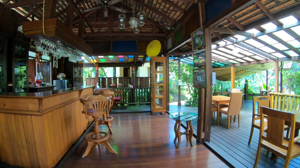 Award winning resort for sale Peaceful and quiet location amongst nature yet only 5km from the city-I-3510