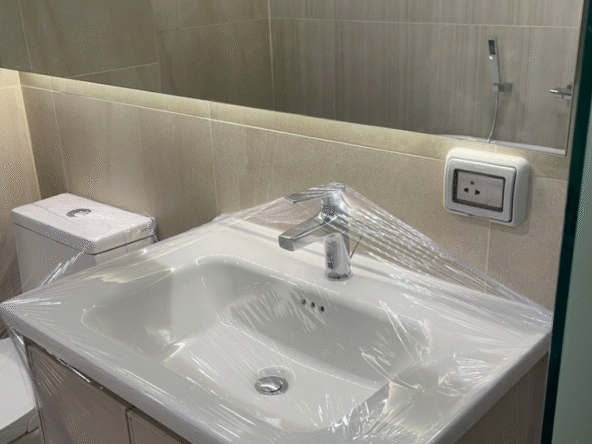 2 Bathrooms