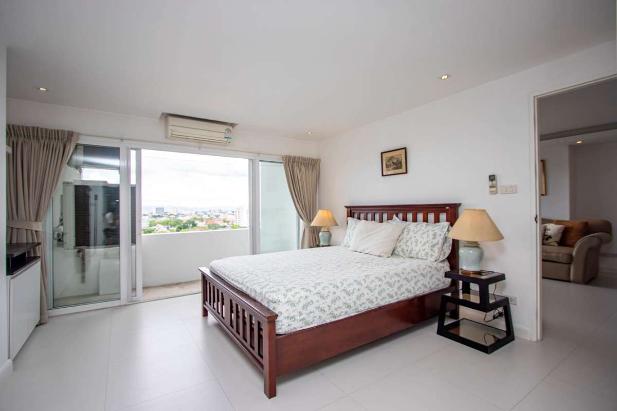 Spacious 1 Bedroom Condo for Sale : Nakornping Condominium-PH-NKP070