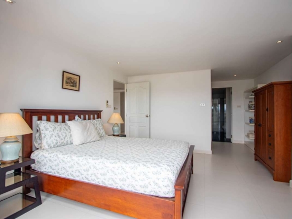 Spacious 1 Bedroom Condo for Sale : Nakornping Condominium-PH-NKP070