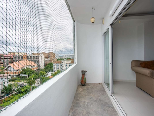 Spacious 1 Bedroom Condo for Sale : Nakornping Condominium-PH-NKP070