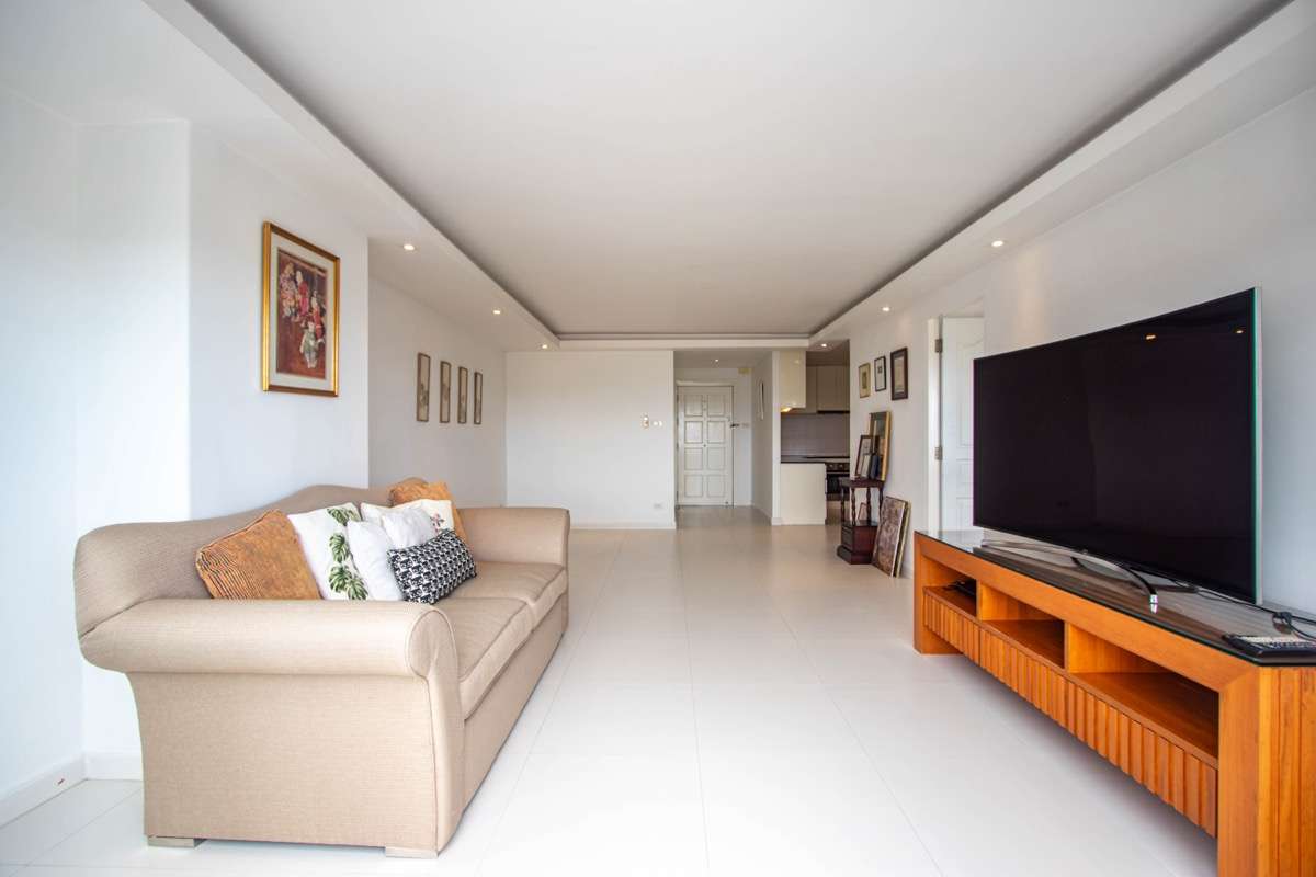 Spacious 1 Bedroom Condo for Sale : Nakornping Condominium-PH-NKP070