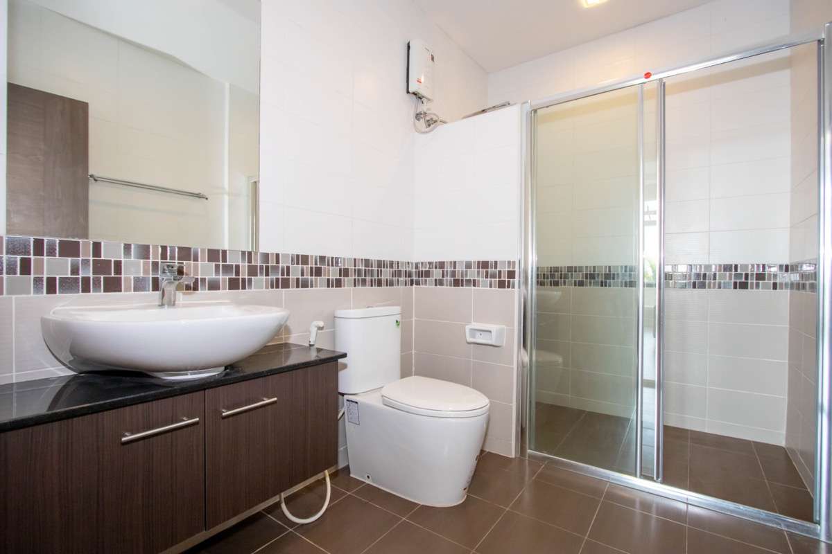 Spacious 2 Bed Condo at My Hip Condo 2-PH-HIP2038