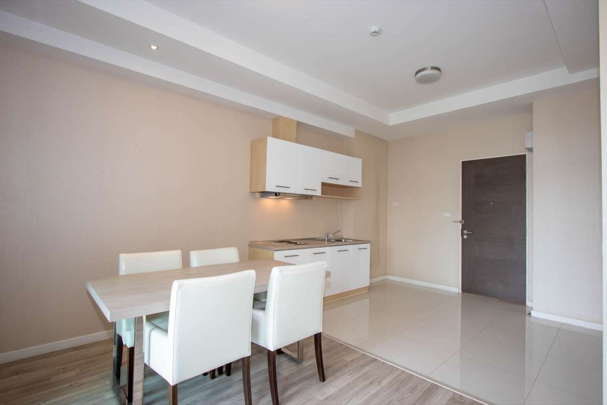 Spacious 2 Bed Condo at My Hip Condo 2-PH-HIP2038