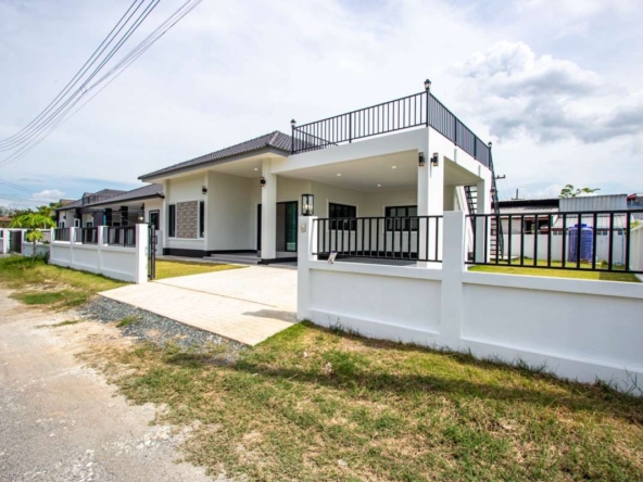 Explore this 3-Bedroom Gem for Sale at 2