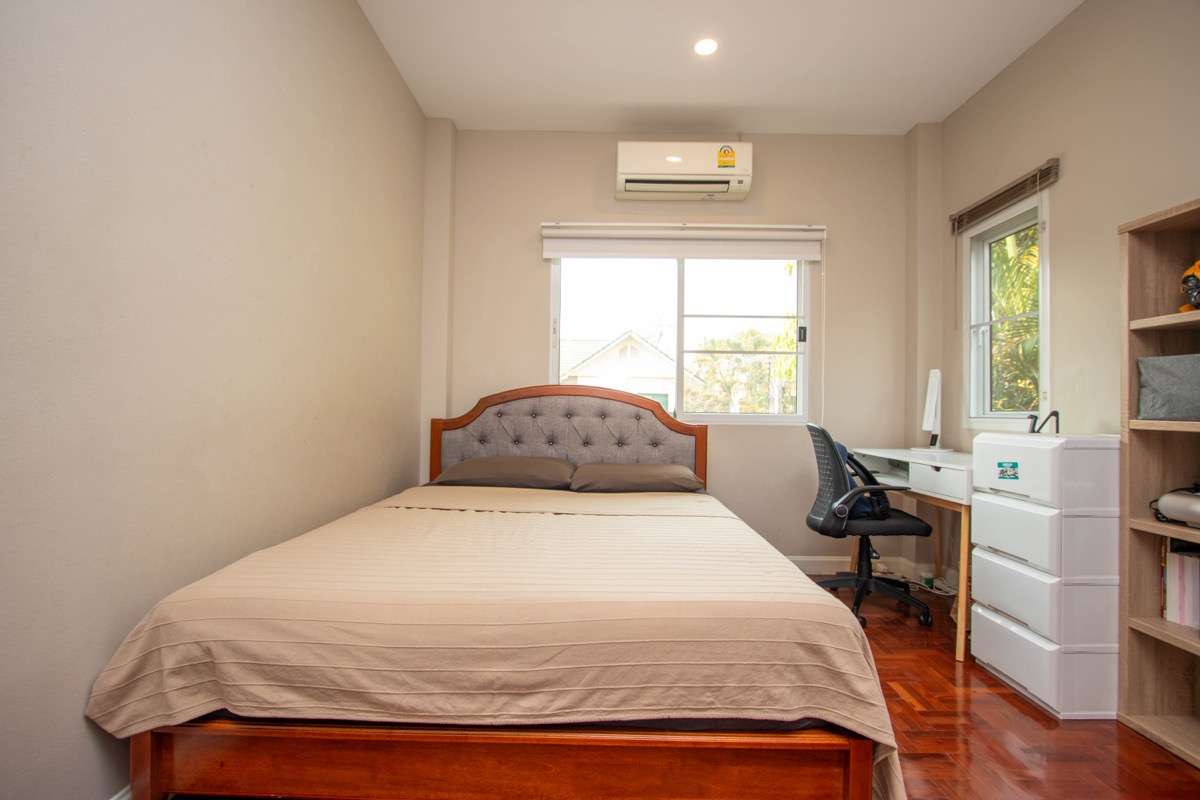 Fully Furnished Chiang Mai Home in Prime Location – Lanna Pinery-PH-LP028