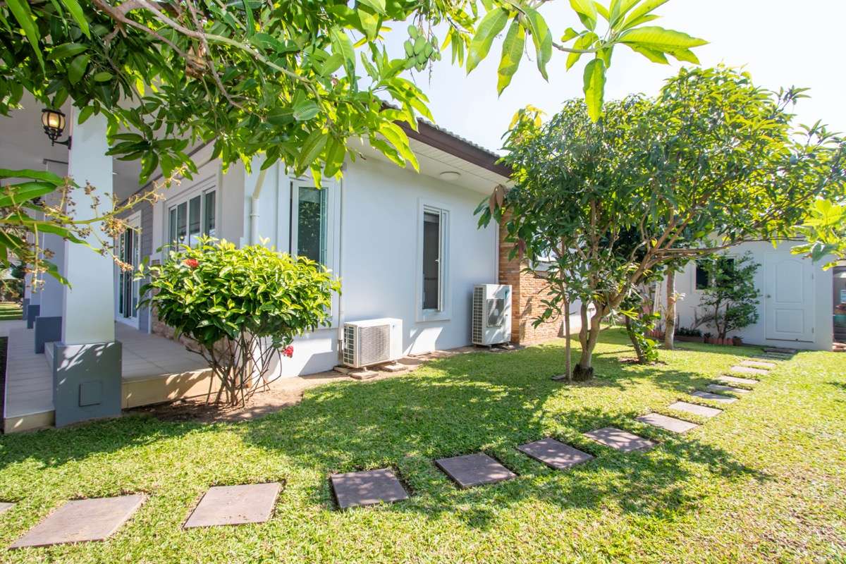 Delightful Three-Bedroom House for Sale in Sansaran La Bella-PH-SSR044