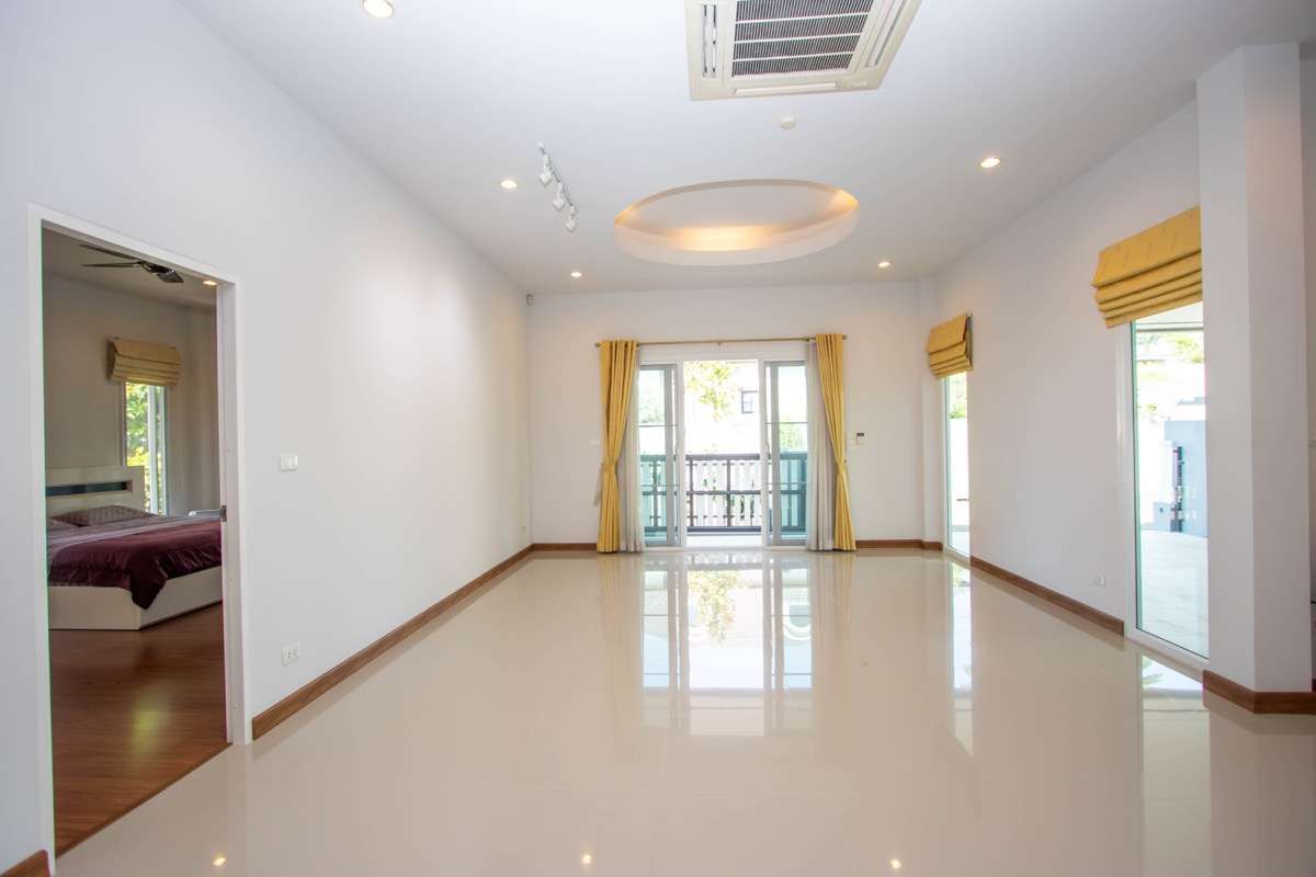Delightful Three-Bedroom House for Sale in Sansaran La Bella-PH-SSR044