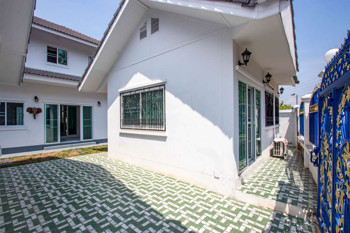 5 Bedroom House for Sale at San Phak Wan-PH-HD414