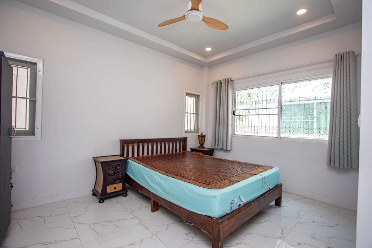 5 Bedroom House for Sale at San Phak Wan-PH-HD414