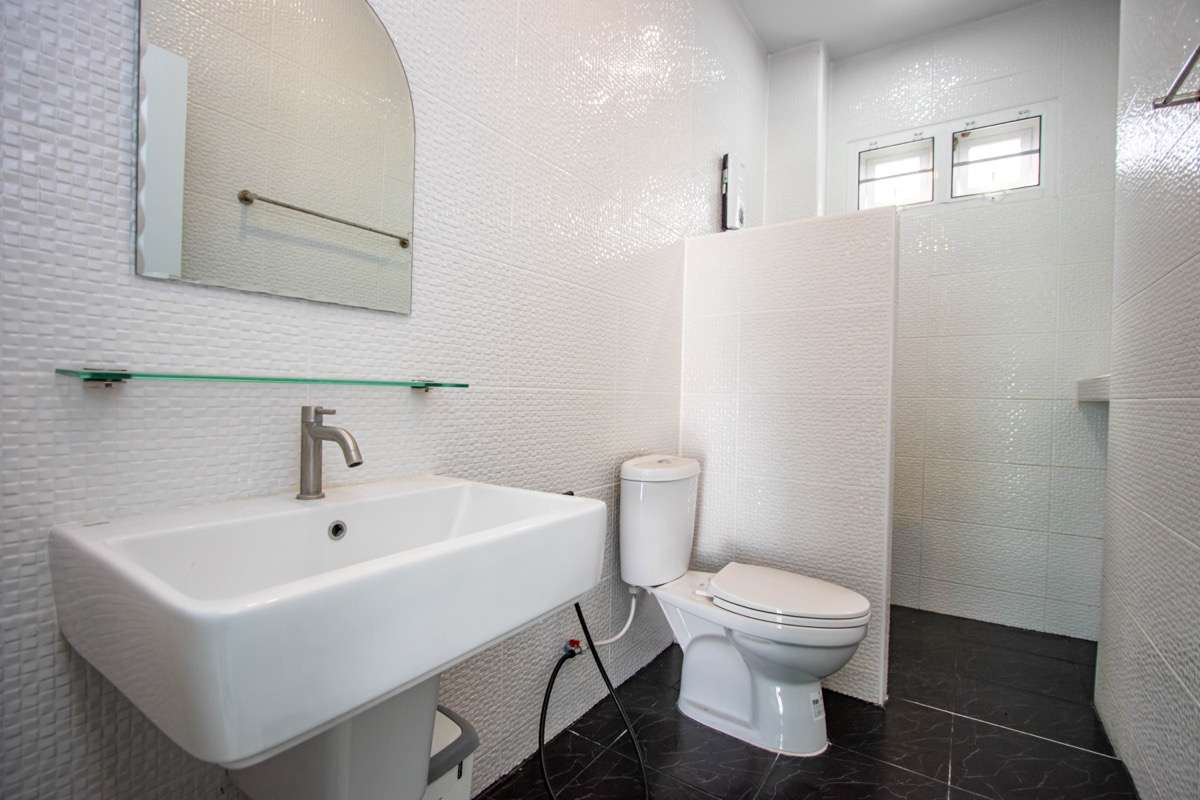 5 Bedroom House for Sale at San Phak Wan-PH-HD414