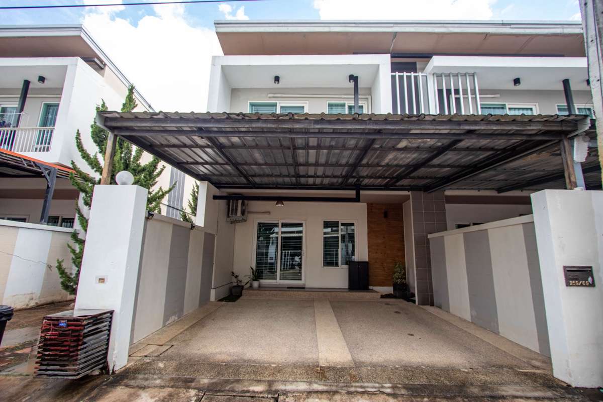 Spacious Three-Bedroom Home in Popular Karnkanok 19 Development-PH-KK19025