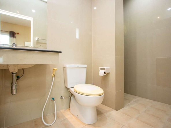 Well-Located Three-Bedroom Family Home for Sale at Urbana+1-PH-UBN1004