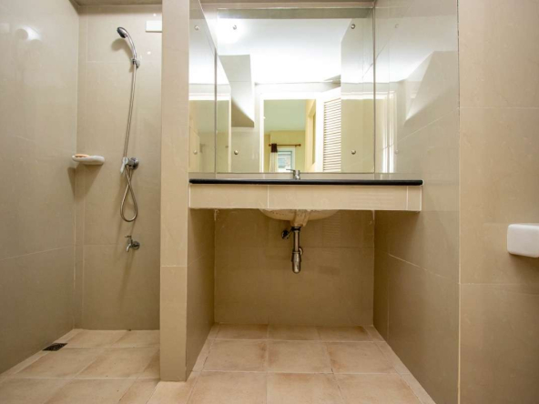 Well-Located Three-Bedroom Family Home for Sale at Urbana+1-PH-UBN1004