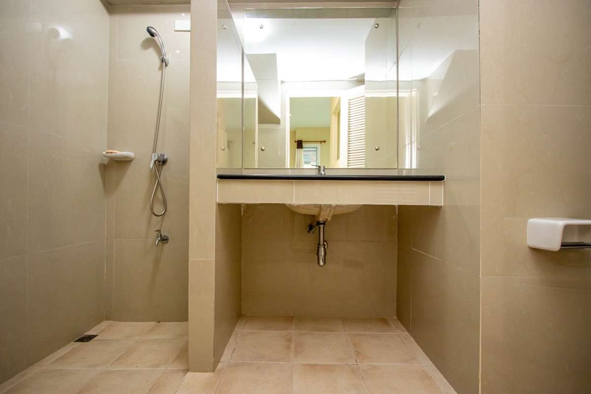 Well-Located Three-Bedroom Family Home for Sale at Urbana+1-PH-UBN1004