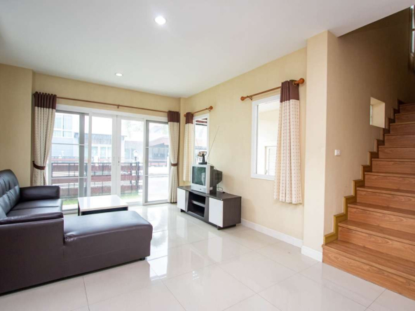 Well-Located Three-Bedroom Family Home for Sale at Urbana+1-PH-UBN1004