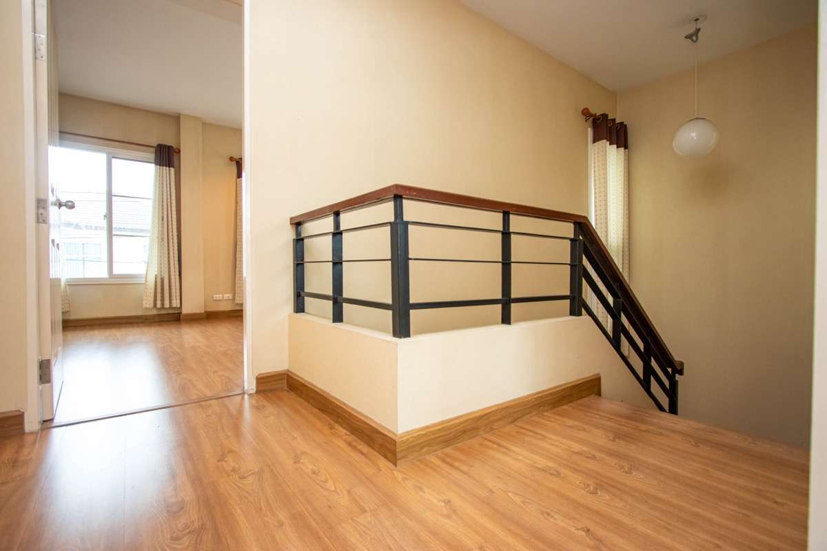 Well-Located Three-Bedroom Family Home for Sale at Urbana+1-PH-UBN1004
