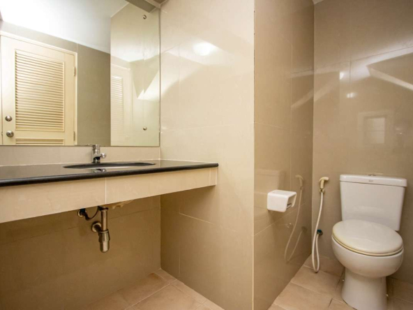 Well-Located Three-Bedroom Family Home for Sale at Urbana+1-PH-UBN1004