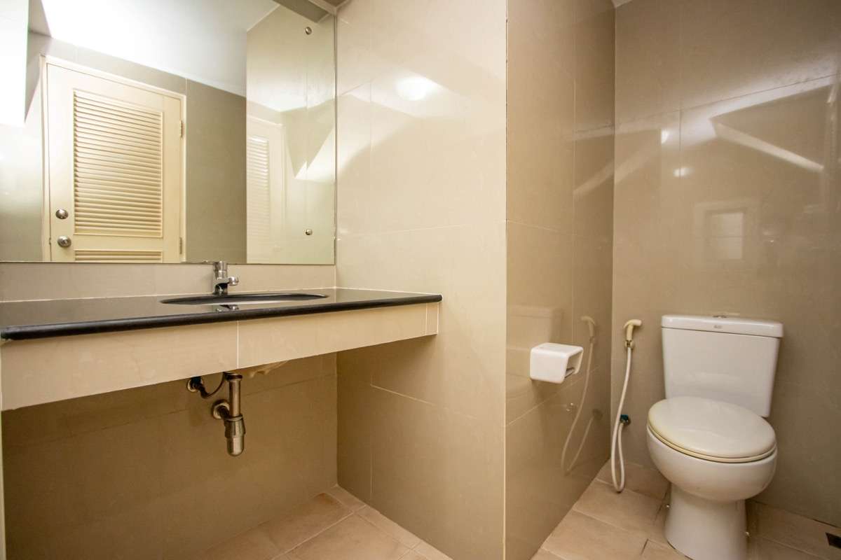 Well-Located Three-Bedroom Family Home for Sale at Urbana+1-PH-UBN1004