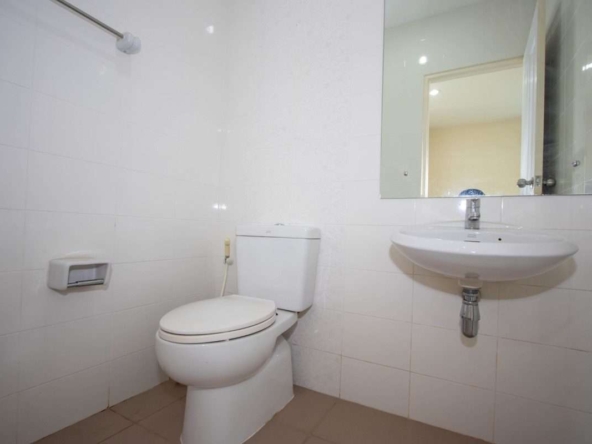 Stylish 3-Bed Townhouse for Sale in Urbana+3 Development