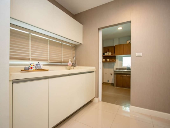 Attractively furnished 4 Bedroom House at Siwalee San Kamphaeng-PH-SANK228