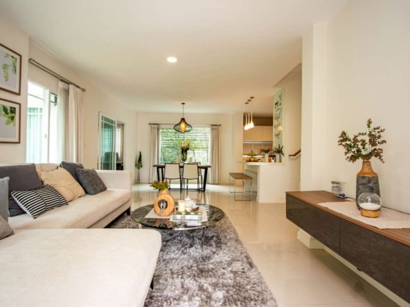 Attractively furnished 4 Bedroom House at Siwalee San Kamphaeng-PH-SANK228