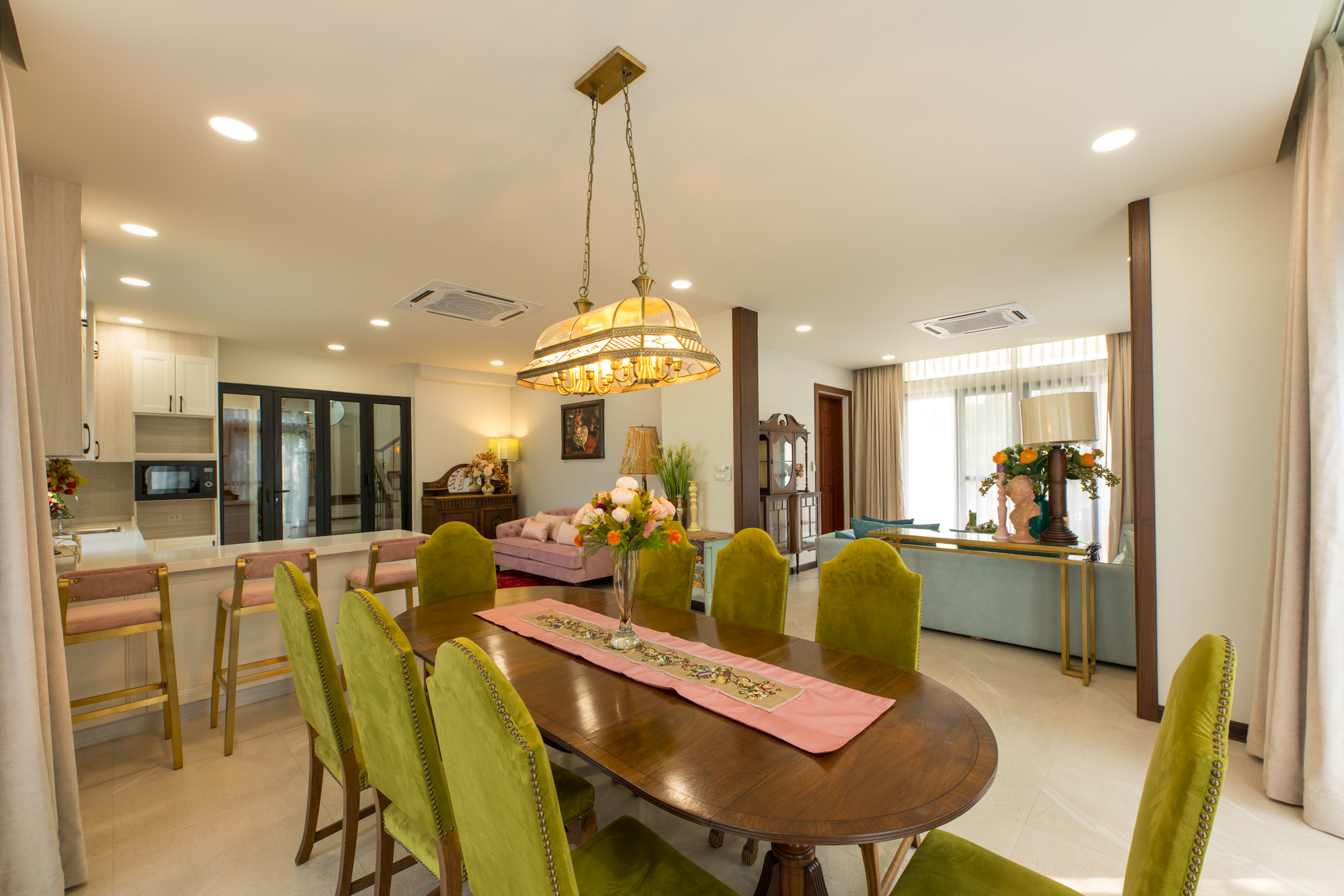 4 bedroom house with pool for sale in Saraphi-SHG-HS461