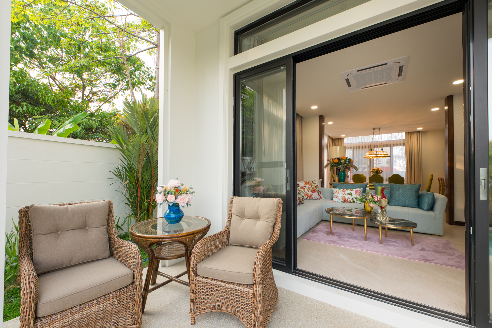 4 bedroom house with pool for sale in Saraphi-SHG-HS461