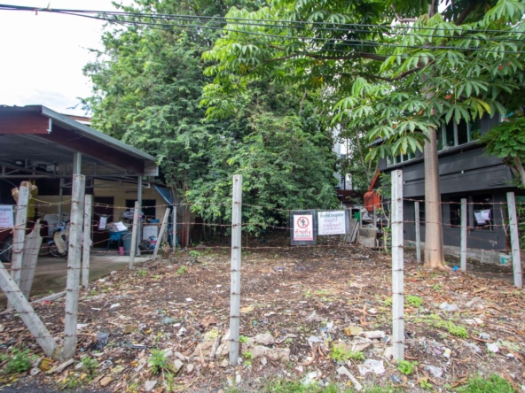 City Land for Sale Near Wat Suan Dok-PH-CITYLAND009