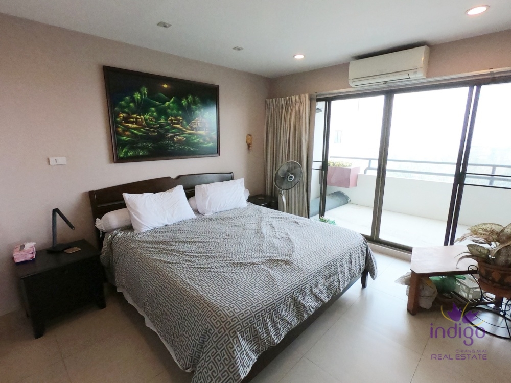 Furnished Spacious 2 Bedroom Condo For sale Great View Rimping Condominium Muang Chiang Mai-I-3498