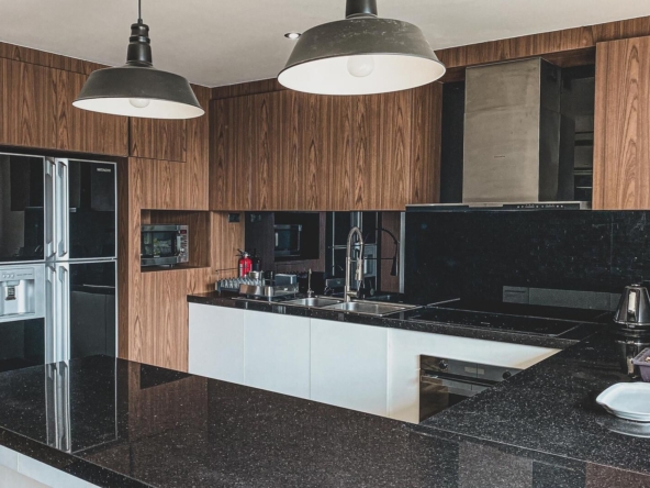 Prestigious 2-Bedroom 6th Floor Urban Retreat at Peaks Garden-TNP-D1216