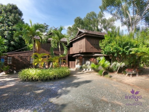 Beautiful Thai teak home on a 2 rai property in Doi Saket. Ideal for a homestay / bed and breakfast business.-I-3769