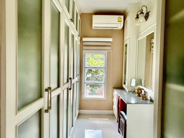 Wonderful 4 bedroom home with private pool and lovely outdoor relaxing area for Sale In Koolpuntville 15 Doi Saket Chiang Mai-I-4191