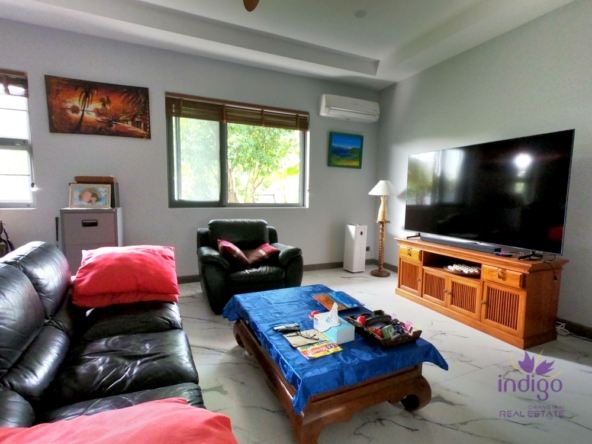 private pool and entertaining sala.  Moo Baan Wangtan