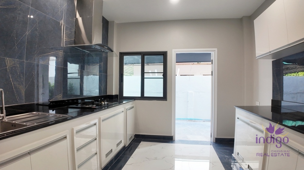 House for sale: 5 bedroom