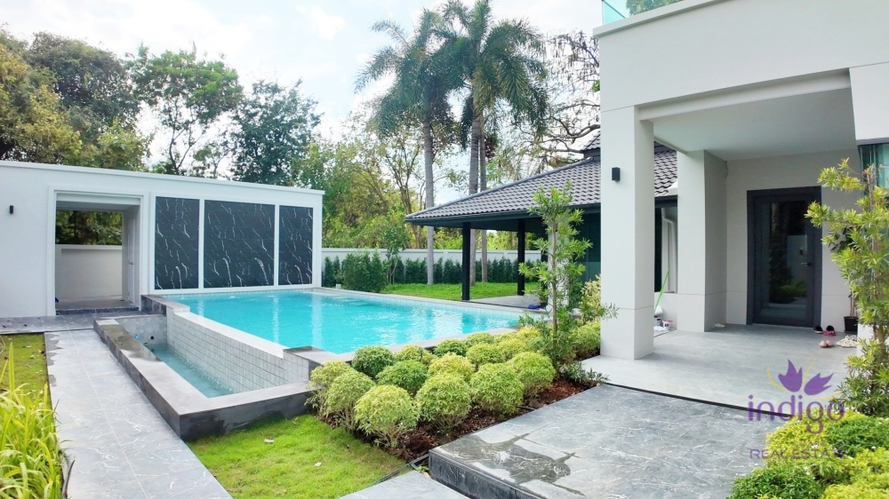 House for sale: 5 bedroom