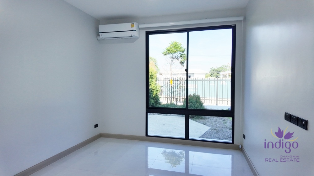 well designed 4 bedroom smart homes only 15 minutes from Chiang Mai International Airport.-I-4156
