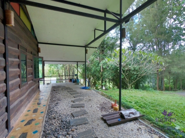 Beautiful Property with 2 houses with wonderful mountain and valley view in Sankampheng