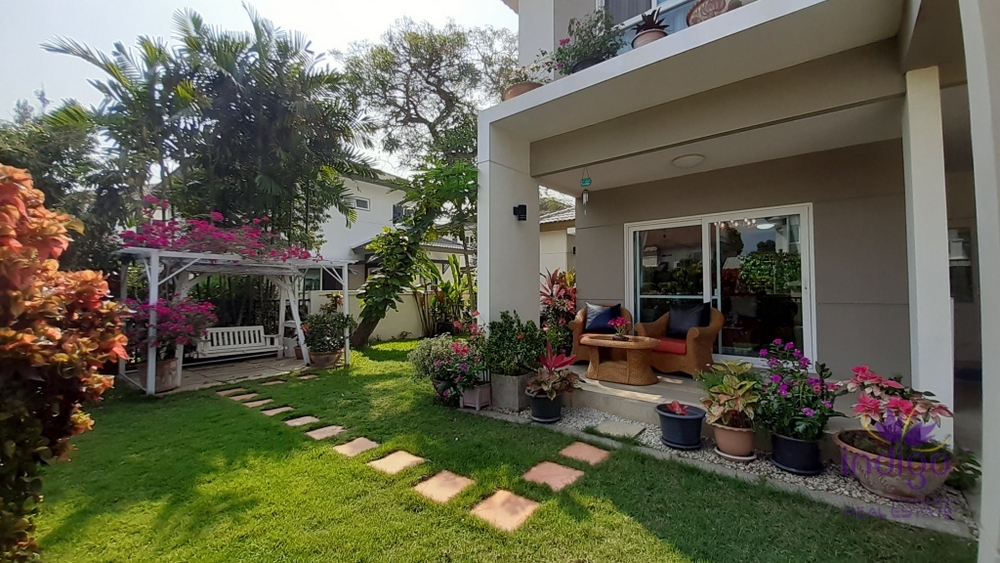 Well maintained 3 bedroom house for sale in a peaceful community near Meechok Plaza and Mae Jo University.-I-3671