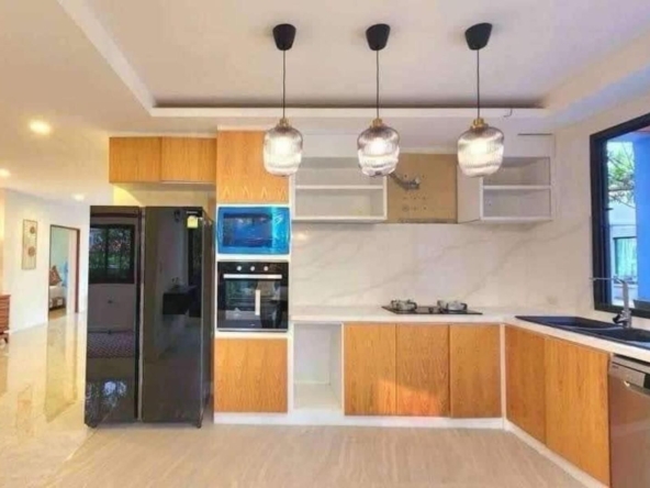 Exquisite Modern Pool Villa in Prime Chiang Mai Location-TNP-D1217