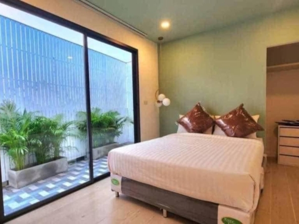 Exquisite Modern Pool Villa in Prime Chiang Mai Location-TNP-D1217