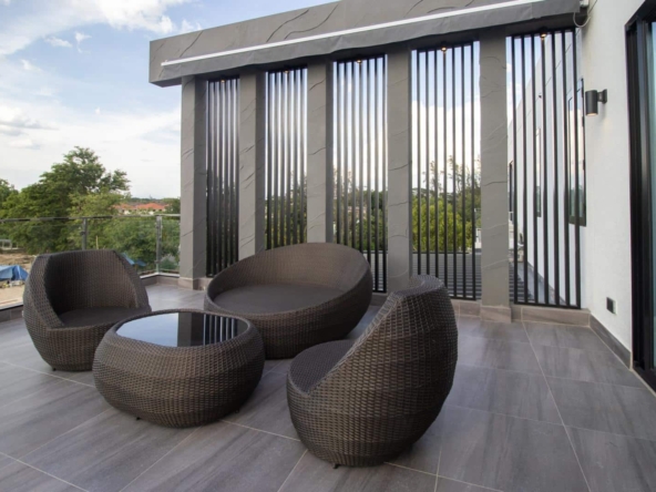 3-Story Pool Villa in City-TNP-D1115