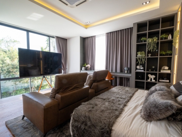 Exquisite 4-Bedroom Villa with Pool & Waterway Views in Doi Saket-TNP-D1191