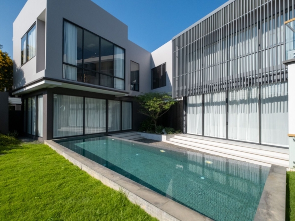 Exquisite 4-Bedroom Villa with Pool & Waterway Views in Doi Saket-TNP-D1191