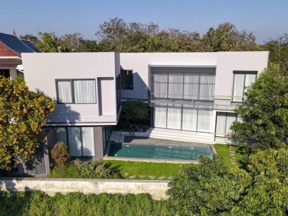 Exquisite 4-Bedroom Villa with Pool & Waterway Views in Doi Saket-TNP-D1191